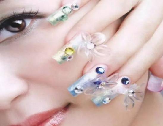 十大美甲加盟品牌排行榜,進巍美甲遍布全國、璦緹美甲專業(yè)性強 十大美甲加盟品牌排行榜,進巍美甲遍布全國、璦緹美甲專業(yè)性強