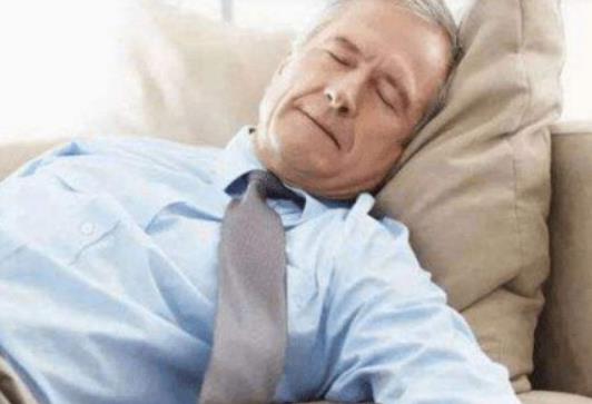 �o��˯�X�ĕr���ܴ�������������˯�X�������ٰ���