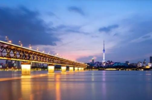 ��h����Ě��һ��ʲô�r���ů����hÿ����ʲô�r����ѩ