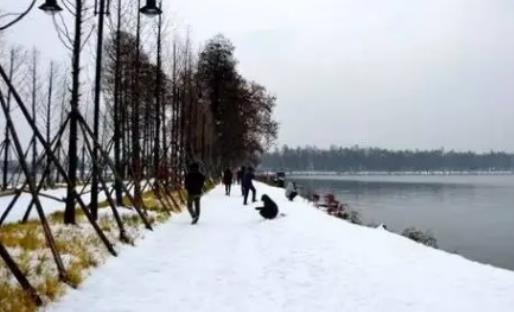 過年去武漢穿什么衣服比較合適?春節期間去武漢天氣怎么樣 過年去武漢穿什么衣服比較合適?春節期間去武漢天氣怎么樣