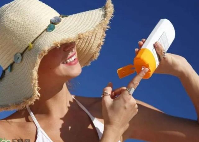 防曬霜什么時候用 防曬霜50+能保持幾個小時 防曬霜什么時候用 防曬霜50+能保持幾個小時