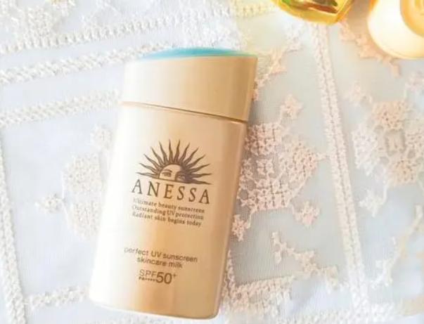 安耐曬放了三年還能用嗎 安耐曬保質期幾年 安耐曬放了三年還能用嗎 安耐曬保質期幾年