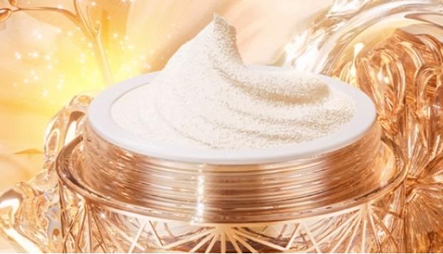 貴婦膏白天用還是晚上用效果更好 貴婦膏晚上可以涂著睡覺嗎 貴婦膏白天用還是晚上用效果更好 貴婦膏晚上可以涂著睡覺嗎