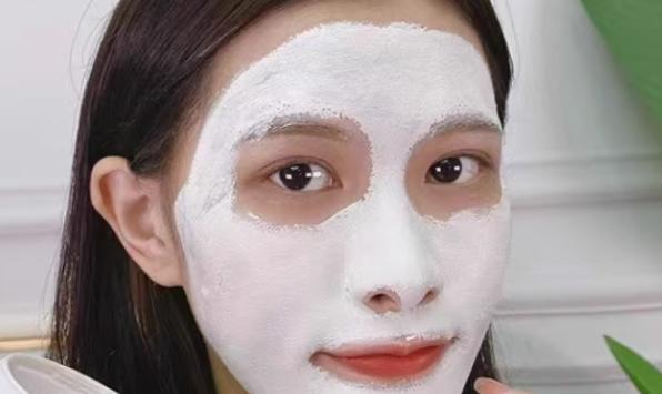 清潔面膜多久用一次合適 泥膜和面膜哪個效果好 清潔面膜多久用一次合適 泥膜和面膜哪個效果好
