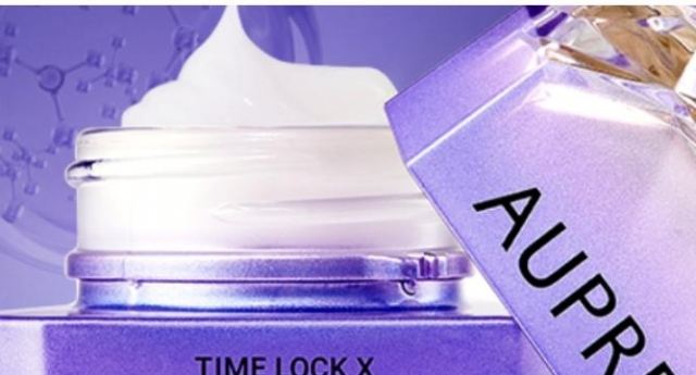 先用精華還是先用眼霜 眼霜怎么涂抹比較正確 先用精華還是先用眼霜 眼霜怎么涂抹比較正確