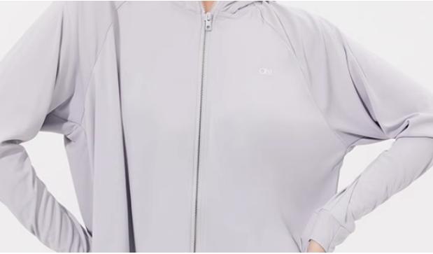 防曬衣當外套穿傻不傻 便宜的防曬衣真的防曬嗎 防曬衣當外套穿傻不傻 便宜的防曬衣真的防曬嗎