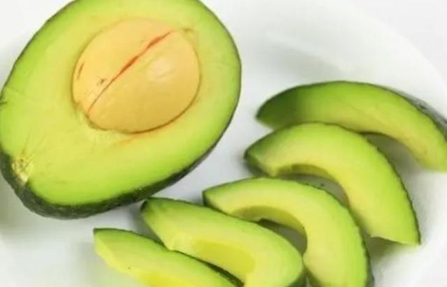 牛油果一天一個長期吃好嗎 牛油果可以天天吃嗎 牛油果一天一個長期吃好嗎 牛油果可以天天吃嗎