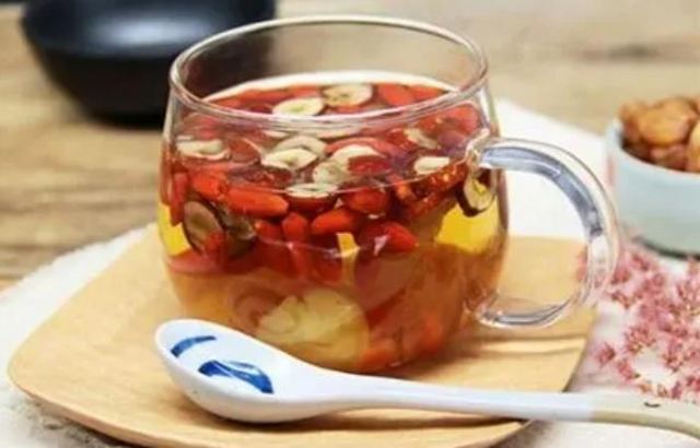 ��(d��ng)�w�S����ˮ�½�(j��ng)���g�ܺȆ� ��(d��ng)�w�S����ˮʲô�r(sh��)������