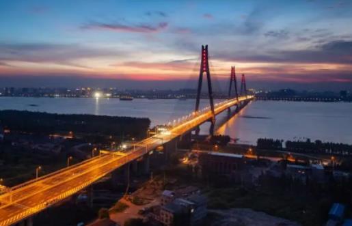 ��h��؎���������죿��h����һ���������