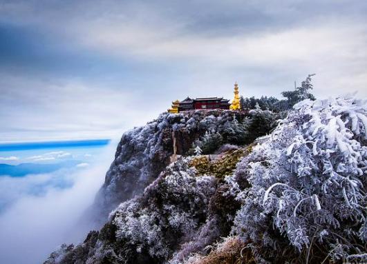 中國十大佛教名山排名,五臺山是文殊菩薩的道場、峨眉山風景美 中國十大佛教名山排名,五臺山是文殊菩薩的道場、峨眉山風景美
