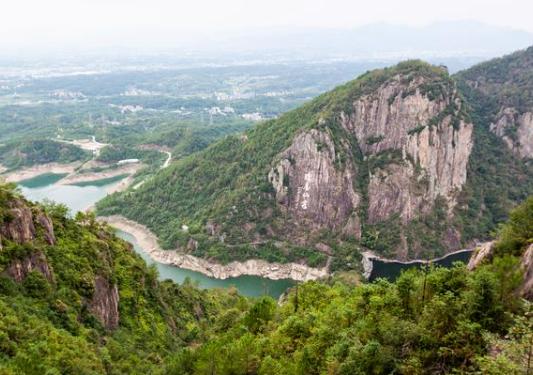 中國十大佛教名山排名,五臺山是文殊菩薩的道場、峨眉山風景美 中國十大佛教名山排名,五臺山是文殊菩薩的道場、峨眉山風景美