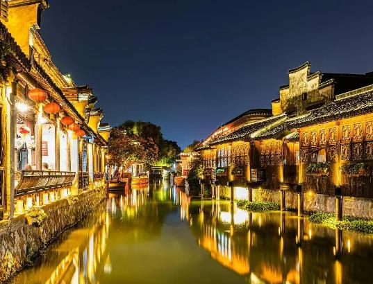 �Ї�ʮ����ɫС����а�����������Ƿ����ű�ˮ悺�����ɫ