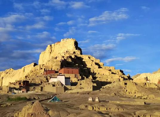 中國(guó)十大遺址排行榜,三星堆遺址范圍大、古格王國(guó)遺址莊嚴(yán)輝煌 中國(guó)十大遺址排行榜,三星堆遺址范圍大、古格王國(guó)遺址莊嚴(yán)輝煌