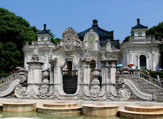 中國十大仿古建筑,大唐芙蓉園美不勝收、黃鶴樓公園民族氣氛濃厚 中國十大仿古建筑,大唐芙蓉園美不勝收、黃鶴樓公園民族氣氛濃厚