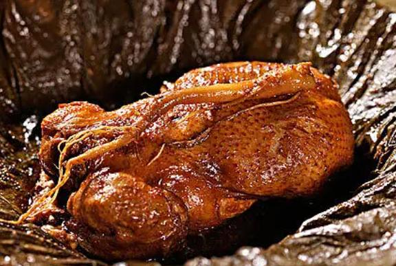 荷葉水鴨湯的禁忌人群 荷葉水鴨湯怎么做好吃 荷葉水鴨湯的禁忌人群 荷葉水鴨湯怎么做好吃