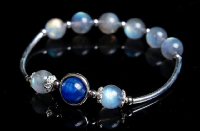 �¹�ʯ�м�؛�� �ٵ��¹�ʯ��ô����