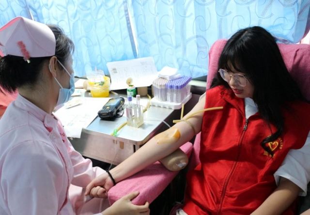 女性經期后三天切記不能獻血 女性獻血需要注意的三個問題 女性經期后三天切記不能獻血 女性獻血需要注意的三個問題