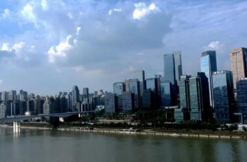 6月份去重慶旅游需要注意什么?重慶6月份穿什么合適 6月份去重慶旅游需要注意什么?重慶6月份穿什么合適