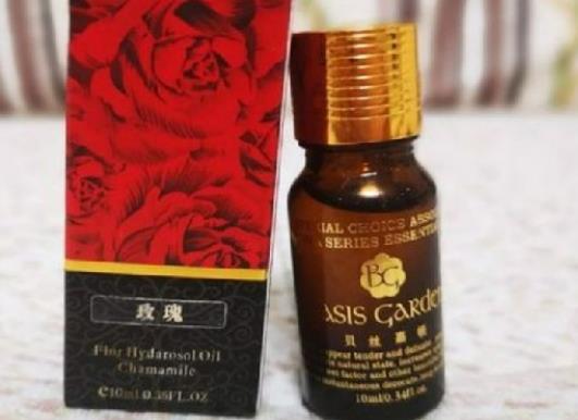 玫瑰精油可以用在眼睛周圍嗎?玫瑰精油可以護(hù)發(fā)養(yǎng)發(fā)嗎 玫瑰精油可以用在眼睛周圍嗎?玫瑰精油可以護(hù)發(fā)養(yǎng)發(fā)嗎