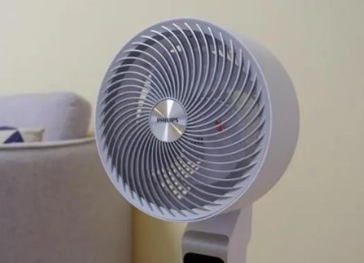 空氣循環扇和普通風扇有什么區別?空氣循環扇和風扇哪個更實用 空氣循環扇和普通風扇有什么區別?空氣循環扇和風扇哪個更實用