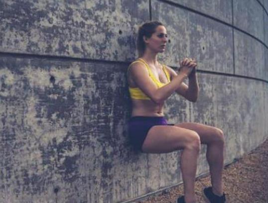 女生深蹲可以瘦腿嗎?深蹲減肥技巧 女生深蹲可以瘦腿嗎?深蹲減肥技巧