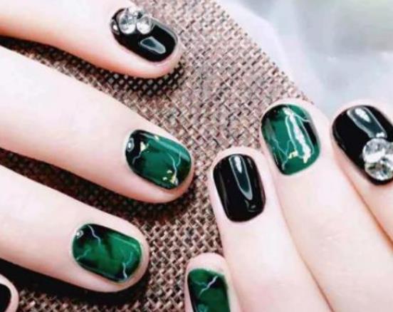 過度美甲會有什么后果?美甲后注意什么 過度美甲會有什么后果?美甲后注意什么