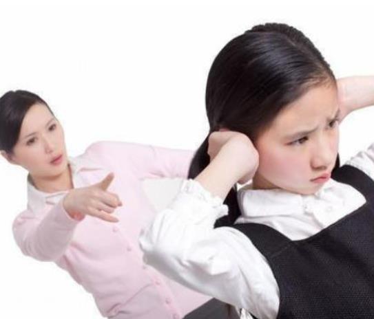 叛逆期不想上學(xué)怎么辦?孩子叛逆期可以打嗎 叛逆期不想上學(xué)怎么辦?孩子叛逆期可以打嗎