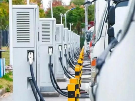 十大充電樁品牌排行,特斯拉充電樁能無(wú)限擴(kuò)容、許繼充電樁綜合配套能力強(qiáng) 十大充電樁品牌排行,特斯拉充電樁能無(wú)限擴(kuò)容、許繼充電樁綜合配套能力強(qiáng)