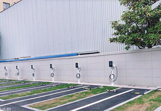 十大充電樁品牌排行,特斯拉充電樁能無(wú)限擴(kuò)容、許繼充電樁綜合配套能力強(qiáng) 十大充電樁品牌排行,特斯拉充電樁能無(wú)限擴(kuò)容、許繼充電樁綜合配套能力強(qiáng)