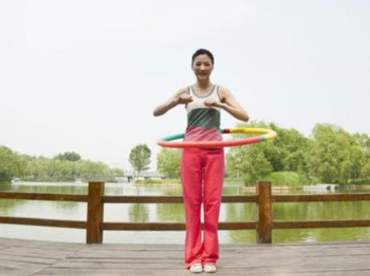 4斤呼啦圈算重嗎?呼啦圈一天轉多久能減肥 4斤呼啦圈算重嗎?呼啦圈一天轉多久能減肥