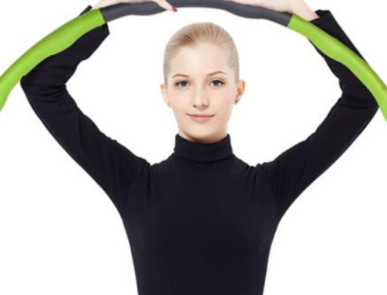 ����Ȧһ���I�׽�ģ��D����Ȧ��Ů���к���