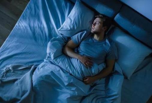 長(zhǎng)期睡眠不足免疫力會(huì)下降嗎?每天睡4個(gè)小時(shí)會(huì)不會(huì)出問(wèn)題 長(zhǎng)期睡眠不足免疫力會(huì)下降嗎?每天睡4個(gè)小時(shí)會(huì)不會(huì)出問(wèn)題