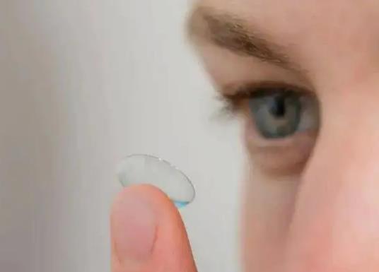 ok鏡比框架眼鏡好在哪里?ok鏡經常停戴好不好