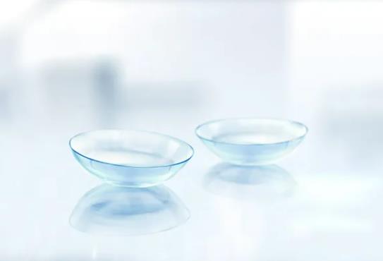 OK鏡碎了可以用舊的代替嗎?ok鏡碎了可以戴軟性隱形眼鏡應急嗎