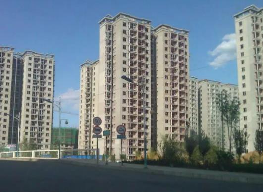 經(jīng)濟適用房的利率和商品房一樣嗎?經(jīng)濟適用房遇到拆遷怎么辦