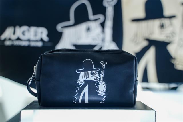 自在非凡,獨(dú)自‘凈’彩:AUGER理容工具品牌新品盛典炫酷啟程 自在非凡,獨(dú)自‘凈’彩:AUGER理容工具品牌新品盛典炫酷啟程