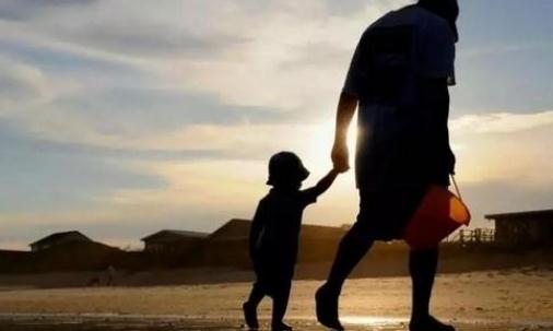 父親節文案幼兒園家長群2021最新版 父親節文案幼兒園朋友圈怎么發