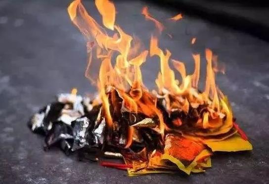 冬至上墳什么時候最合適?冬至下葬有些什么講究嗎?