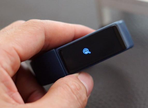 埃微智能手環怎么連接手機 開機下載零一app登錄配對綁定 埃微智能手環怎么連接手機 開機下載零一app登錄配對綁定