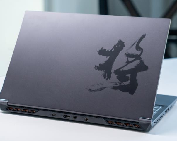 七彩虹將星X15配置如何 國風設計搭載10代酷睿主攻入門游戲本