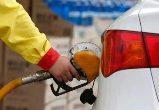 柴油密度高好還是低好?為什么柴油不能給汽車加油呢