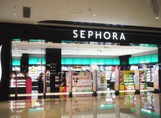 絲芙蘭升級黑卡有延遲嗎?絲芙蘭升級黑卡送的東西在哪里領取