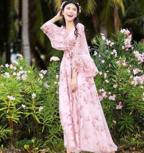 雪紡裙怎么搭配包包?雪紡裙如何搭配?