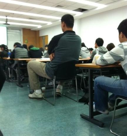 Ҧ���Ϻ����� (t��ng)�n���ع⣬Ҧ��ͬ������ (t��ng)�n�˚�����