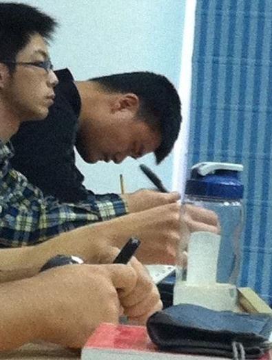 Ҧ���Ϻ����� (t��ng)�n���ع⣬Ҧ��ͬ������ (t��ng)�n�˚�����