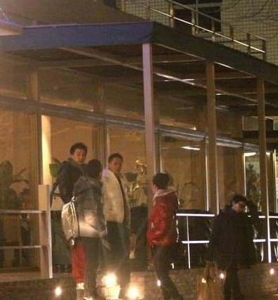 何炅結婚了嗎?湖南衛視主持人何炅與妻子王菁情史曝光