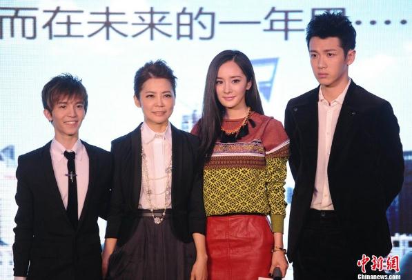 �����������ֳɱ�Ц�c���Ӱ��С�r�����_�C�l�������M��Ӱ���A��