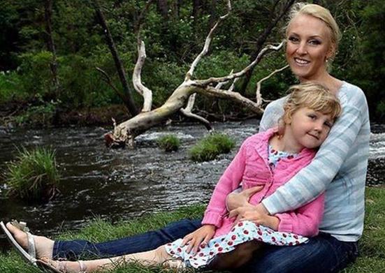 �������wС���ِ��Ļ������36�q���G�����Z��܊�^���ȫ����Ƭ�ع�(�M�D)