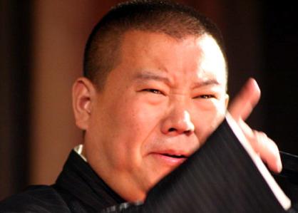 郭德綱春晚相聲被批笑料不足,郭德綱回應“爺的智慧比太監強”