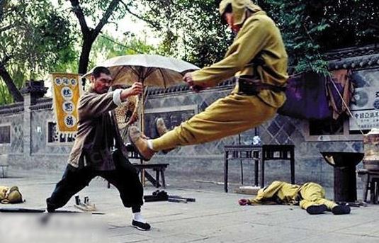 史中鵬網(wǎng)絡(luò)走紅,群眾演員扮日本兵一天“死”八次,想演八路軍